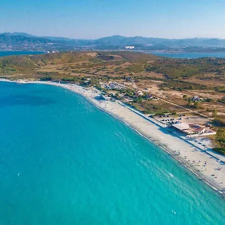 Cozy 150m From Pittulongu Lejlighed Olbia