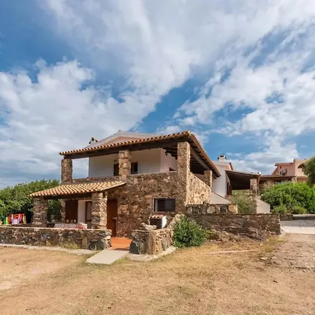 Cozy 150m From Pittulongu Olbia