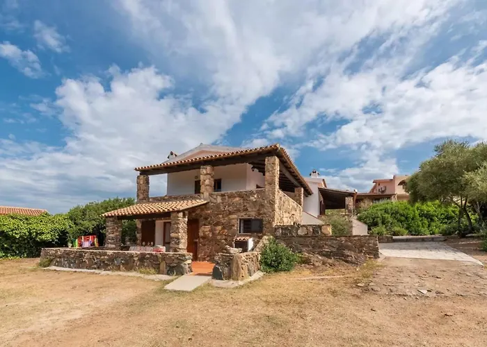 Cozy 150m From Pittulongu Olbia