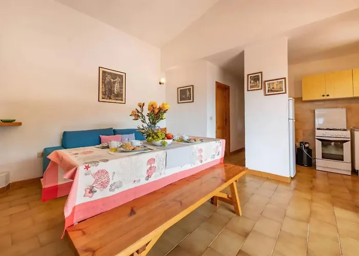 Cozy 150m From Pittulongu *