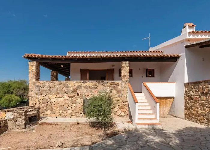 Cozy 150m From Pittulongu * אולביה